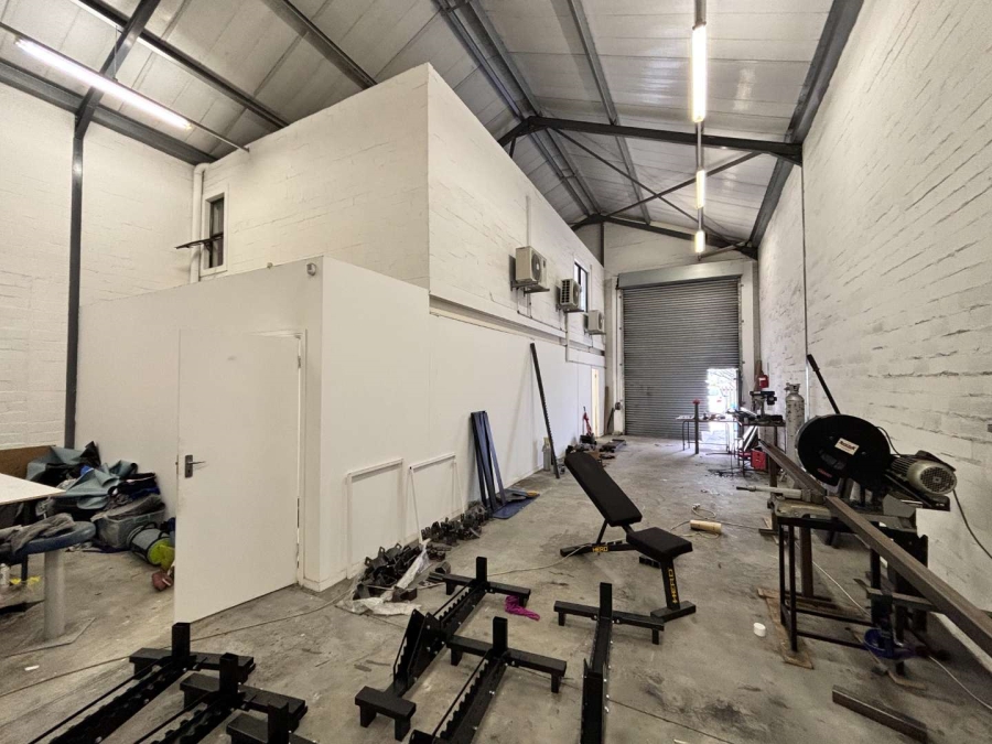 To Let commercial Property for Rent in Montague Gardens Western Cape